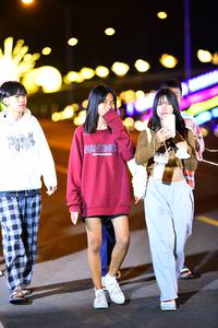 BIB: 
                            <button type="button" onclick="openModal(23340481)" class="btn btn-primary btn-sm float-right btn-popup" data-toggle="modal" data-target=".modal-high-quality">
                        <i class="fas fa-shopping-cart"></i> Add to Cart
                    </button>
                                            <button type="button" onclick="isThisMe(23340481, true)" class="btn btn-success btn-sm float-right btn-popup btn-isme hidden" data-toggle="tooltip" data-placement="bottom" title="นี่คือรูปของคุณใช่ไหม คลิกที่นี่เพื่อเอาเข้าอัลบั้ม">
                        <i class="fas fa-plus"></i> Add to album
                    </button>
                    <button type="button" onclick="isThisMe(23340481, false)" class="btn btn-warning btn-sm float-right btn-popup btn-isnotme hidden">
                        <i class="fas fa-ban"></i> Remove from album
                    </button>